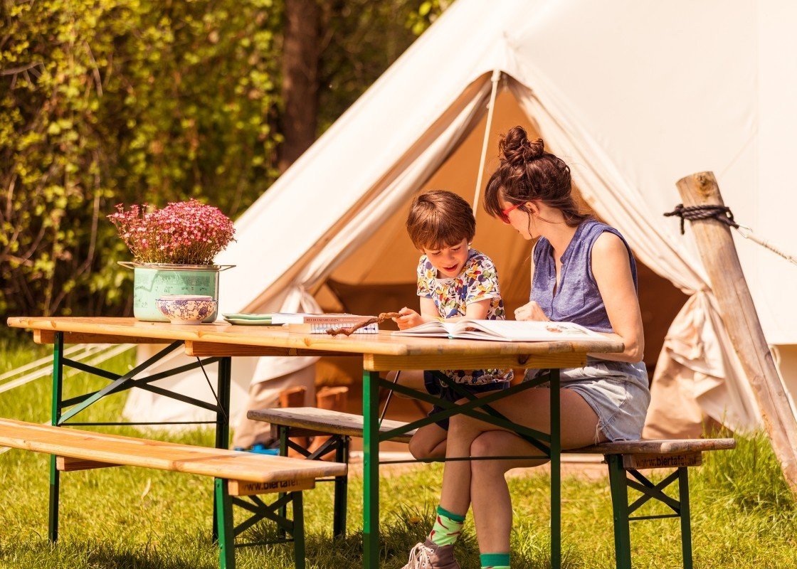 Belltent met privé wc