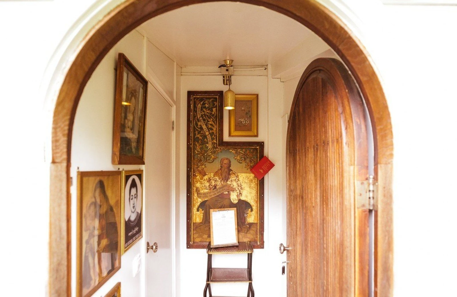 230723 kerkje buitenland 16