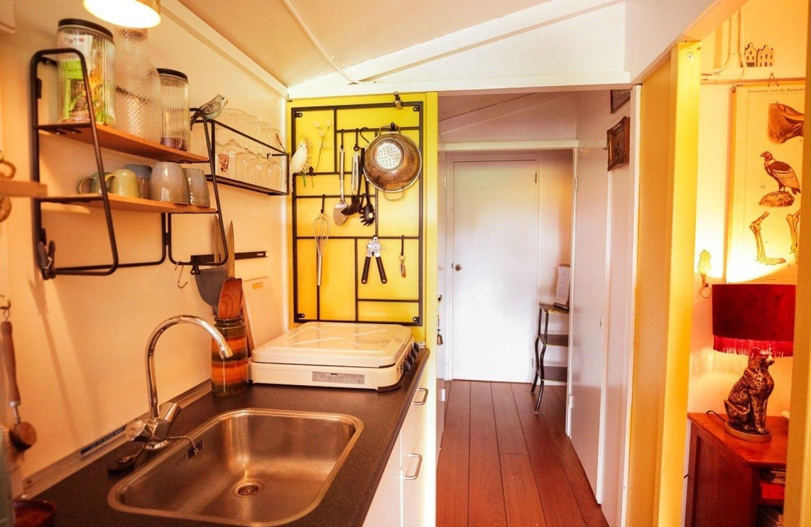 230723 kerkje buitenland 19